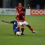 TEGANG! Babak I, Indonesia Bermain Imbang Singapura