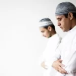 Bacaan Niat Salat Isya Sendiri dan Berjamaah