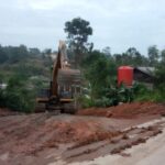 Minta Polres Bongkar Paksa Palang Hauling Perusahaan Lokal, Antam Terlibat Penambangan Ilegal di Wilayah Hutan?
