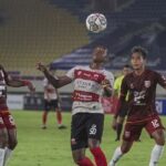 Sepuluh Pemain Borneo FC Tahan Imbang Madura United