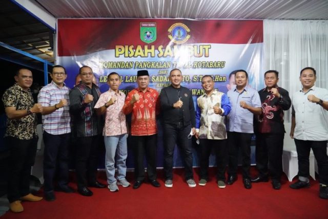 Pisah sambut Danlanal Kotabaru-Tanah Bumbu. (Foto: Kominfo Kabupaten Tanah Bumbu)