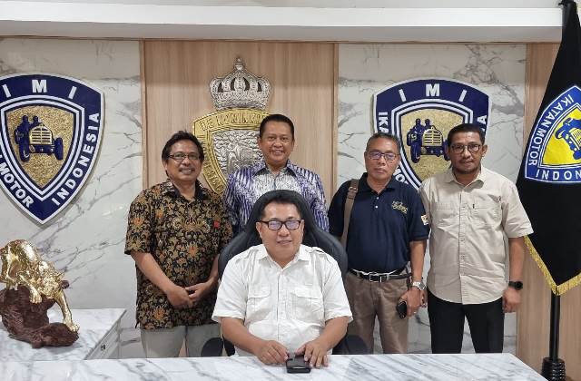 SMSI bertemu Ketua MPR RI Bambang Soesatyo, di bilangan Senayan, Jakarta Pusat, Rabu (12/1/2022). (Foto: SMSI Pusat)