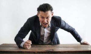 Ini Lima Tanda Kamu Orang yang Egois