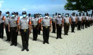 Seragam Cokelat Satuan Pengamanan Alias Satpam Berubah Krem