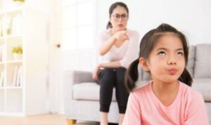 Ilustrasi ibu marah pada anak. (Foto: Shutterstock)