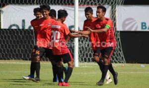 Perseden Denpasar kalahkan Persemar Martapura 4-1 di Gresik, Minggu (6/2/2022). (Foto: Nofik Lukman Hakim/indosport.com)