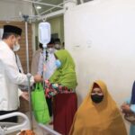Gembiranya Pasien Dapat Bingkisan Kepala Daerah Kota Banjarbaru