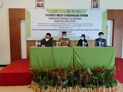 SMK PP Negeri Banjarbaru selaku Provincial Project Implementation Unit (PPIU) Kalimantan Selatan menggelar District Multi Stakeholders Forum (DSMF) bagi Kabupaten Tanah Bumbu. (Foto: Tim Ekspos SMK PP Negeri Banjarbaru)