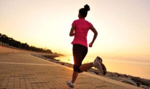 Tips Olahraga Aman Saat Ibadah Puasa, Tidak Perlu Berat