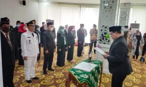 Bupati Tanah Bumbu Melantik 66 Pejabat Baru