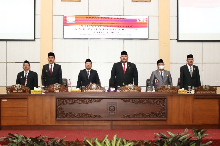 Rapat paripurna DPRD Kabupaten Banjar tentang Hari Jadi ke 72 Kabupaten Banjar. (Foto: Kominfo Kabupaten Banjar)