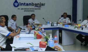 RUPS Luar Biasa di aula kantor pusat PTAM Intan Banjar, Rabu (28/9/2022). (Foto: Prokopim Banjarbaru)