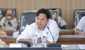 Sekdaprov Kalimantan Selatan dan Banggar Legislatif Bahas Perubahan APBD