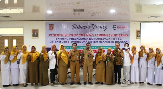 Peserta In House Training antara lain dokter umum, bidan dan perawat, Nutrisionis Puskesmas wilayah Kota Banjarbaru. (Foto: Humas RSD Idaman Kota Banjarbaru)