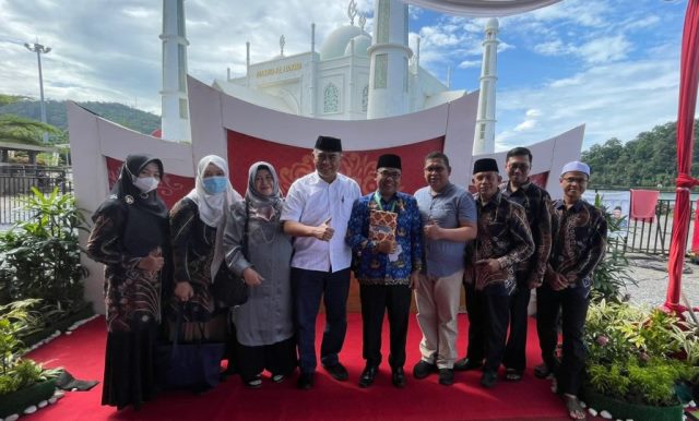 Tujuh kafilah Kalimantan Selatan menjadi finalis ajang Musabaqah Tilawatil Qur’an (MTQ) ke – 6 Korpri Tingkat Nasional Tahun 2022 di Kota Padang, Jumat (11/11/2022). (Foto: Adpim Setdaprov Kalsel/Katajari.com)