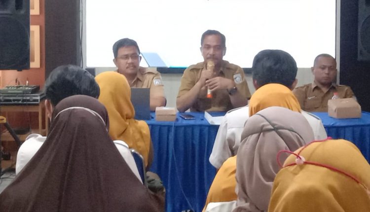 Rapat koordinasi infrastruktur Sistem Pemerintahan Berbasis Elektronik (SPBE) terkait pelaksanaan Jaringan Intra Pemerintah Daerah Kabupaten Banjar, di Aula Cakrawala DKISP Banjar, Selasa (22/11/2022) pagi. (Foto: DKISP Kabupaten Banjar)