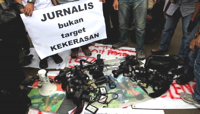 Setop kekerasan terhadap jurnalis.(Foto: Ilustrasi/Kronologi.id)