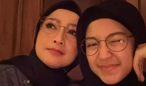 Warganet Pangling Lihat Desy Ratnasari dan Anak Semata Wayangnya