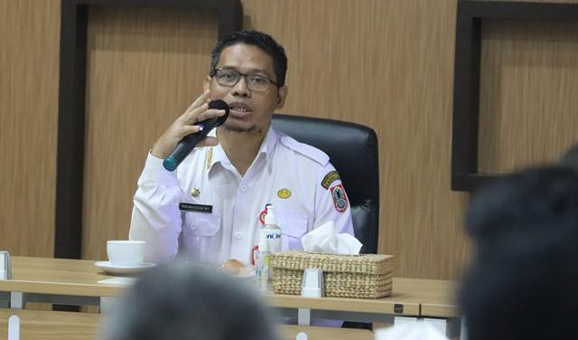 Kepala Biro Pengadaan Barang dan Jasa Provinsi Kalsel Rahmaddin, Rabu (11/1/2023). (Foto: Dishut Kalsel)