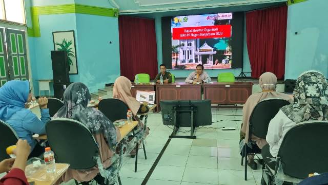 SMK-PP Negeri Banjarbaru terus berupaya meningkatkan kapasitas SDM Pertanian. (Foto: Tim Ekspos SMK PP Negeri Banjarbaru)