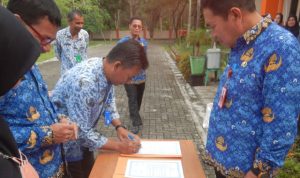 Pegawai BPBD Kabupaten Banjar Sepakati Pakta Integritas dan Perjanjian Kinerja