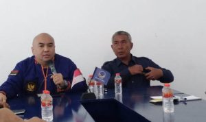 Ketua DPW Partai Nasdem Kalsel H Mansyur (kanan) dan Sekretaris, HA Rozanie (kiri). (Foto: Partai Nasdem Kalsel)