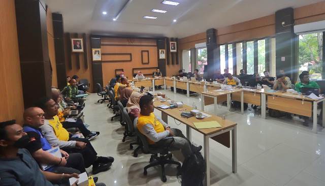 Workshop pembelajaran mengenal Aplikasi E-Office, Jumat (10/2/2023) di aula Rimbawan 1 Dishut Kalsel. (Foto: Dishut Kalsel/Katajari.com)