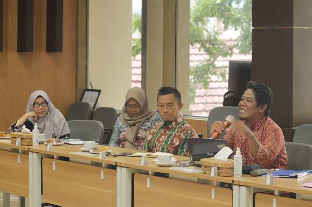 Dinas Kehutanan Provinsi Kalimantan mengadakan Rapat Tim Penetapan Angka Kredit, dilaksanakan di Aula Rimbawan 1 Dishut Kalsel, Kamis (16/2/2023). (Foto: Dishut Kalsel)