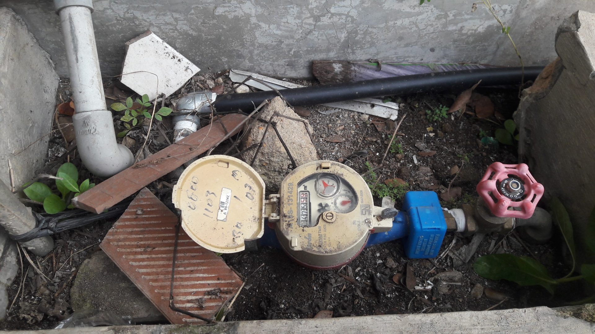 Promo pemasangan meter air PT Air Minum Intan Banjar. (Foto: Katajari.com)