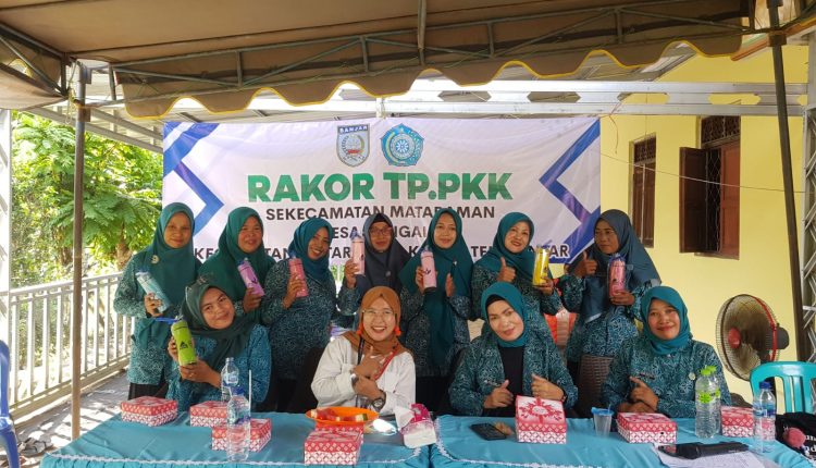 PKK Kecamatan Mataraman menggelar Rakor untuk meningkatkan kinerja kader dan mengevaluasi program, Rabu (17/5/2023). (Foto: Kominfo Kabupaten Banjar/Katajari.com)