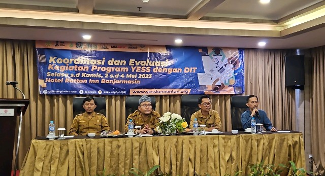Koordinasi dan Evaluasi Kegiatan Program YESS dengan District Implementation Team (DIT) Kabupaten Program YESS di Kalimantan Selatan, Selasa (2/5/2023). (Foto: Tim Humas SMK PP Negeri Banjarbaru/Katajari.com)