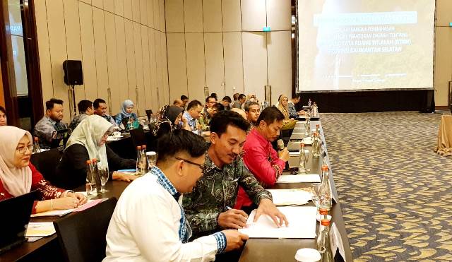 Bupati Banjar H Saidi Mansyur saat kegiatan Rakoor Lintas Sektor, di Sheraton Grand Jakarta Gandaria City, Jakarta, Jumat (12/05/2023) pagi. (Foto: Kominfo Kabupaten Banjar/Katajari.com)