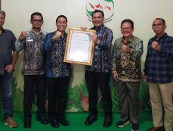 Sukacita! Wali Kota Aditya Persembahkan Sertifikat Paripurna RSD Idaman Untuk Warganya
