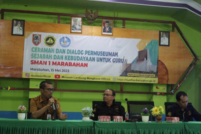Ceramah dan dialog yang ke II ini diadakan Museum Lambung Mangkurat di SMAN 1 Marabahan Kabupaten Barito Kuala (Batola). (Foto: Museum Lambung Mangkurat/Katajari.com)