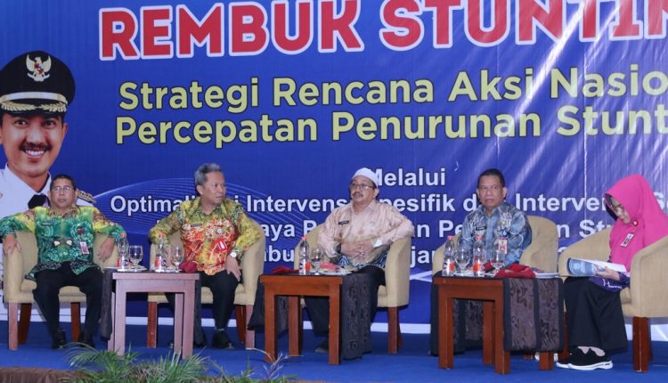 Dinsos P3AP2KB Kabupaten Banjar menggelar Rembuk Stunting Strategi Rencana Aksi Nasional Percepatan Penurunan Stunting, Kamis (8/6/2023). (Foto: Kominfo Kabupaten Banjar/Katajari.com)