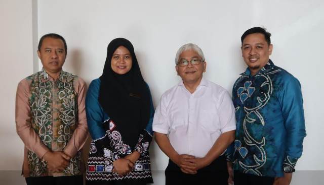 4 Nakes Teladan dari RSD Idaman Banjarbaru melaju ke tingkat nasional setelah berhasil meraih peringkat terbaik pertama dari berbagai kategori di Kalsel. (Foto: Humas RSD Idaman/Katajari.com)