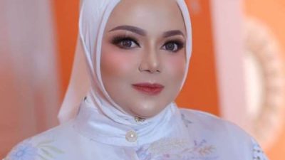 Hj Soraya SH MH CHT NNLP maju bacaleg DPR RI Dapil Kalsel 1. (Foto: Soraya/Katajari.com)