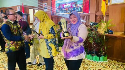 Dinas Kehutanan (Dishut) Provinsi Kalimantan Selatan (Kalsel) berhasil meraih juara 2 dalam lomba Kalsel Innovation Award (KIA), Kamis (31/8/2023). (Foto: Dinas Kehutanan Kalsel/Katajari.com)