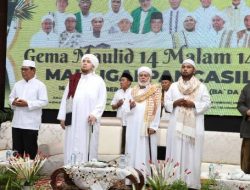 Habib Jindan bin Novel Gema Maulid di Banjarmasin