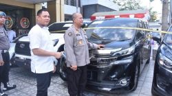 Polda Kalimantan Selatan (Kalsel) menyita barang dugaan hasil kejahatan jaringan Fredy Pratama di Kalimantan Selatan, Selasa (12/9/2023). (Foto: Polda Kalsel/Katajari.com)