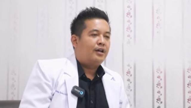 Dokter spesialisasi penyakit dalam di RSD Idaman, dr Jimmi Diwindang Putera Sp PD. (Foto: RSD Idaman Kota Banjarbaru/Katajari.com)