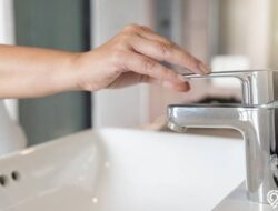 Kebocoran Pipa Diameter 500mm di Jalan Gubernur Syarkawi, Perbaikan 24 Jam