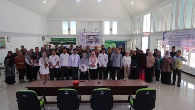 Peningkatan Kapasitas Fasilitator Pemuda pada Literasi Keuangan dan Proposal Bisnis, Rabu (24/1/2024). (Foto: Tim Ekspos SMK PP Negeri Banjarbaru/Katajari.com)