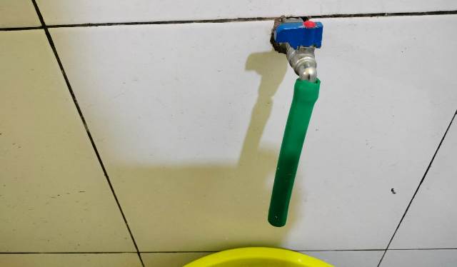 Pengaliran air di wilayah Cabang III PT Air Minum Intan Banjar (Perseroda) terhenti sementara. (Foto: Katajari.com)