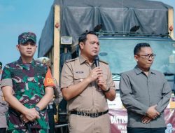 Keberangkatan Truk Distribusi Logistik Pemilu di Banjarbaru Berlangsung Lancar
