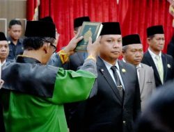 Wali Kota Banjarbaru Melantik 23 Pejabat Baru