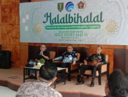 Dinas Kominfo Tabalong Halalbihalal Bersama Wartawan di Aula Balai Wartawan