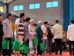 Wali Kota Banjarbaru Bagikan Tali Asih Sebanyak 2500 Paket Sembako