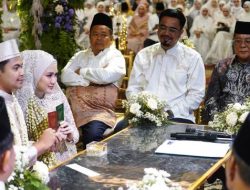 Pernikahan Istimewa Doni dan Fitria Disaksikan Gubernur Kalsel