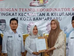 Lisa Halaby Optimis Maju di Pilkada Kota Banjarbaru, Serahkan Berkas Untuk Tiga Partai  Politik